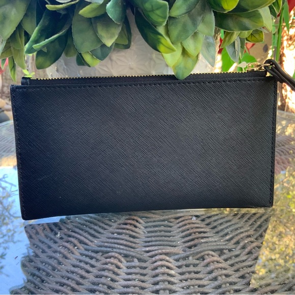 Michael Kors jet set med Saffiano leather Crossover Wristlet - Picture 3 of 10